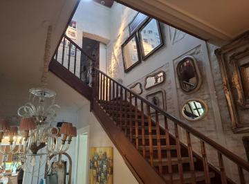 Local comercial · 320m² · 6 Ambientes · 1 Cochera · Devoto. Casa Antigua. Ideal Emprendiemiento