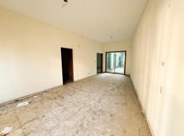 Casa · 148m² · 4 Ambientes · Venta Casa Pasco Al 800