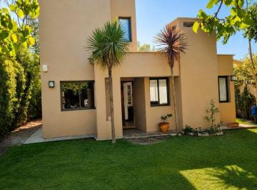 Casa de 4 ambientes, Chacras de Coria · Casa en Alquiler Finca Guldberg Chacras de Coria