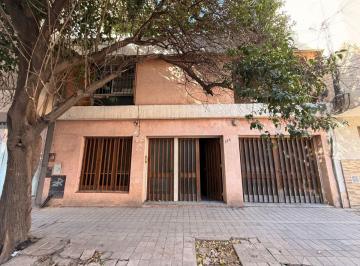 Casa de 6 ambientes, Córdoba · Gran Oportunidad - Casa 4/5 Dorm Posibilidad Subdividir 2/3 Casas - Lote