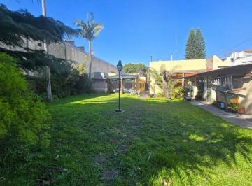 Casa · 510m² · 10 Ambientes · 2 Cocheras · Venta Casa Monte Castro Doble Lote Fondo Libre