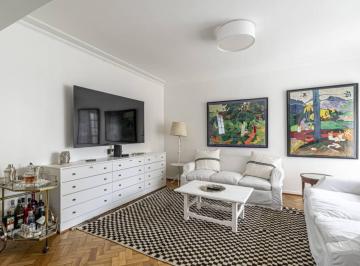 Departamento · 111m² · 4 Ambientes · 1 Cochera · Alvear y Callao