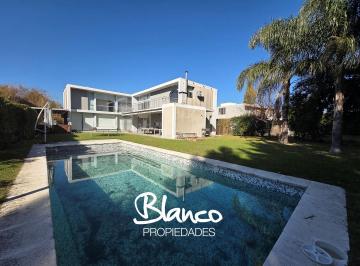 Casa · 387m² · 6 Ambientes · 2 Cocheras · Casa en Venta en San Isidro Labrador, Villanueva, Tigre