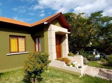 Casa · 105m² · 4 Ambientes · 1 Cochera · Casa en Merlo, San Luis