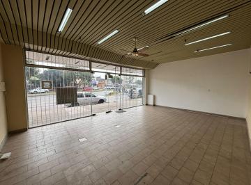 Local comercial · 70m² · 2 Ambientes · Local en Moron Sur