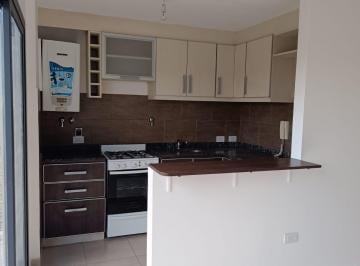 Departamento · 40m² · 2 Ambientes · Alquiler Semipiso 2 Amb. con Balcon
