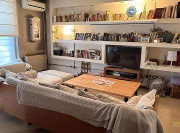 Casa · 153m² · 4 Ambientes · PH Tipo Casa 4 Ambientes Única con Terraza y Pileta en Balvanera