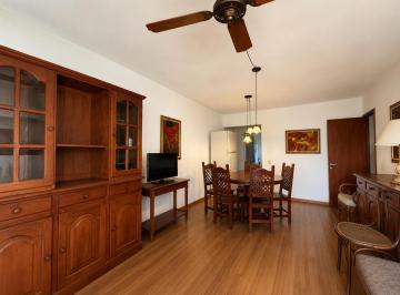 Departamento · 74m² · 4 Ambientes · Venta Departamento de 2 Dorm. con Balcón Zona Centro, Rosario