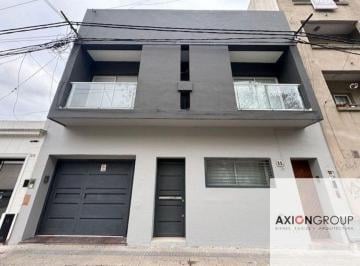 Casa de 5 ambientes, La Plata · Venta de Casa en Calle 69 N 271 E 1 y 115 - La Plata