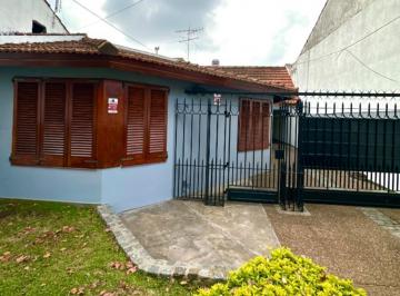 Casa · 150m² · 4 Ambientes · 3 Cocheras · Casa 3 Dorm., Parque, Quincho y Parrilla - Lomas