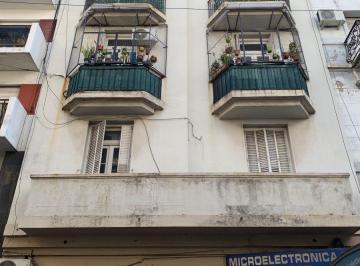 Departamento de 1 ambiente, San Nicolás · Monoambiente Estilo Antiguo Balcón Venta en San Nicolás - Paraná y Perón
