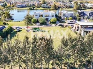 Terreno · 816m² · Venta Lote Barrio Lagos del Norte