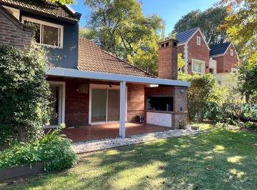 Casa · 223m² · 6 Ambientes · 2 Cocheras · Venta Casa en Barrio Villa Bertha, Benavidez