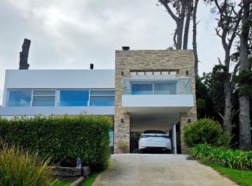 Casa de 4 ambientes, Mar del Plata · Chalet de 4 Ambientes en Venta Sobre Dos Lotes con Amplia Vista Al Campo en Sierra de Los Padres