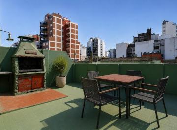 Departamento · 83m² · 3 Ambientes · Departamento Tipo PH por Escalera 3 Amb con Dependencia en Esquina en Flores