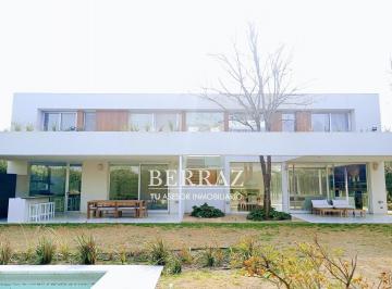 Casa · 362m² · 6 Ambientes · 2 Cocheras · Casa Alquiler Amoblado 5 Ambientes en Estancias del Pilar, La Argentina I Lote de 1225 m²
