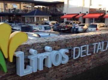 Local comercial , Tigre · Local en Venta - Centro Comercial Lirios del Talar - Planta Baja y Doble Vidriera!