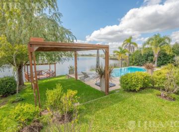 Casa · 314m² · 5 Ambientes · 2 Cocheras · Casa Al Lago en Venta - Barrio Marinas Puertos/ Escobar