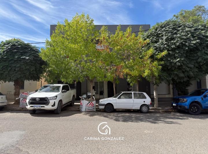 Oficina comercial · 290m² · 9 Ambientes · 1 Cochera