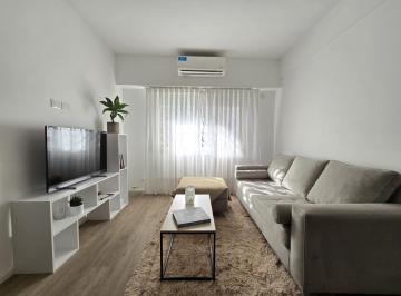 Departamento · 41m² · 2 Ambientes · Departamento de 1 Dormitorio con Patio y Cocina a Nuevo en Barracas! Excelente!