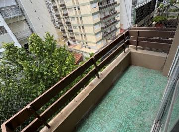 Departamento · 47m² · 2 Ambientes · Dpto de Dos Ambientes a La Calle con Balcon - Santa Fe y Alberti