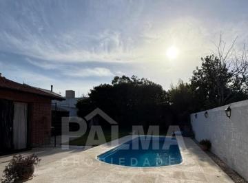 Casa de 5 ambientes, Mar del Plata · Chalet de 5 Ambientes con Parque y Pileta - Constitución