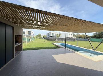 Casa · 170m² · 5 Ambientes · 2 Cocheras · Casa - Manuel B Gonnet