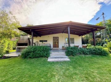 Casa · 287m² · 7 Ambientes · 2 Cocheras · Venta Casa 4 Dorm Pileta Villa Allende