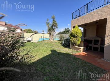Casa · 168m² · 4 Ambientes · 2 Cocheras · Casa en Don Bosco