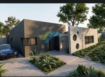 Casa · 136m² · 4 Ambientes · 1 Cochera · Casa en Venta en Santa Emilia, Pilar del Este, Pilar