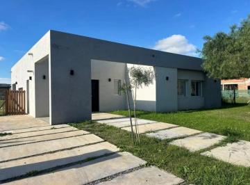 Casa · 175m² · 4 Ambientes · Casa en Venta en San Sebastian, Escobar, G. B. a. Zona Norte