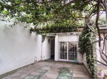 Casa · 125m² · 4 Ambientes · 1 Cochera · Venta Dúplex en Munro