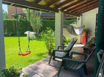 Casa · 95m² · 3 Ambientes · 1 Cochera · Casa en Country Club Mapuche con Pileta