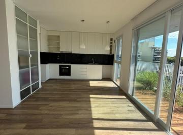 Departamento · 58m² · 2 Ambientes · Dto. 2 Amb Impecable Estado. Dorm en Suite C/vestidor. Gran Balcón, Piso Alto, Vista Abierta. Toil.