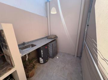 Casa · 79m² · 3 Ambientes · 1 Cochera · PH 2 Amb Playroom 97 m² con Cochera Cubierta en Florida