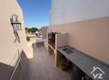Casa · 79m² · 3 Ambientes · 1 Cochera · PH 2 Amb Playroom 97 m² con Cochera Cubierta en Florida