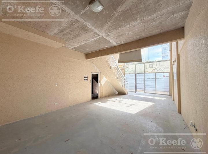 Local comercial · 85m²