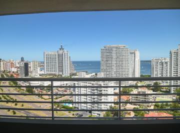 Departamento · 3 Ambientes · 1 Cochera · Apartamento en Alexander Boulevard | 2 Dorm. a 200 m de Playa Mansa