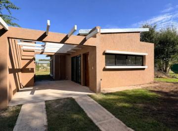 Casa · 115m² · 4 Ambientes · 2 Cocheras · Venta Casa a Estrenar Rio Ceballos Cba Apto Cred
