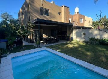 Casa · 105m² · 4 Ambientes · 3 Cocheras · Casa Apta Credito 3 Dorm. en Don Torcuato