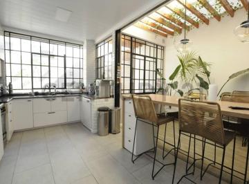 Casa · 178m² · 4 Ambientes · 1 Cochera · Venta Casa 4 Ambientes con Cochera y Jardín - Villa Santa Rita