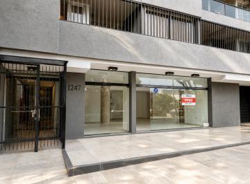 Local comercial · 76m² · 3 Ambientes · Local a Estrenar en Av Pueyrredon 1247 - Apto Gastronomico