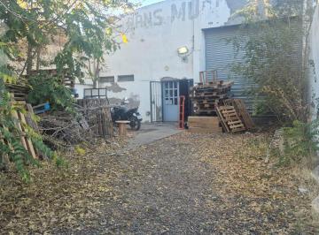 Bodega-Galpón · 200m² · Venta Galpon Comercial 200 m² - Centro Neuquen