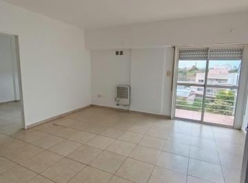 Departamento · 33m² · 2 Ambientes · Alquiler Dep. 2 Amb. con Balcon Martin Coronado