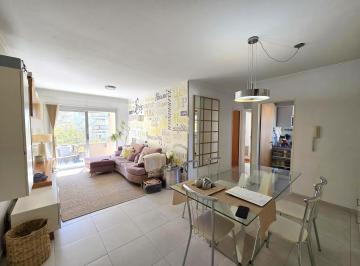 Living comedor hacia Av 60 · Departamento en Venta 2 Dorm., Cochera, Impecable