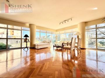 Departamento · 235m² · 4 Ambientes · 2 Cocheras · Departamento en Recoleta