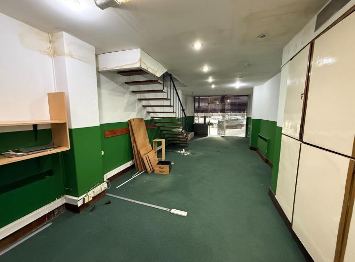 Local comercial · 110m² · 3 Ambientes