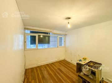 Departamento · 15m² · 1 Ambiente · 1 C/av. Maipú. Excelente 1 Ambiente P/baja Frente. T/ph 15 m² Apto Profesional.
