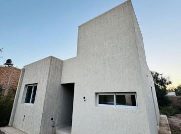 Casa de 3 ambientes, Buena Nueva · Hermosa y Moderna Casa a Estrenar en Venta! en Buena Nueva, Gllen.