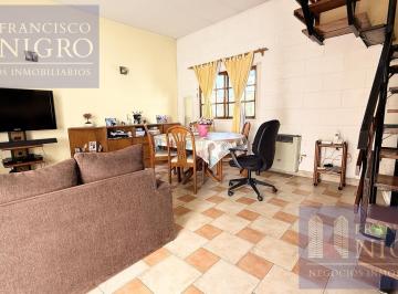 PH · 72m² · 4 Ambientes · Venta PH 3 Dorm. en Villa Urquiza - Sin Expensas